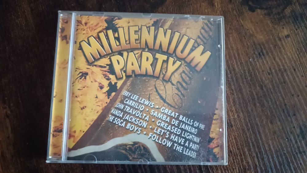 Płyty CD z muzyką disco