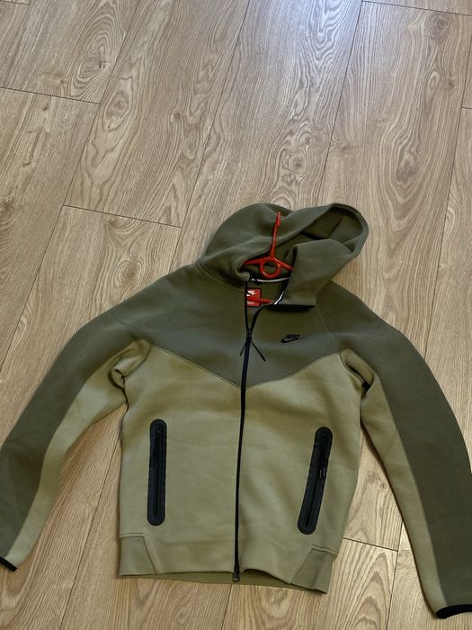 Nike tech fleece original