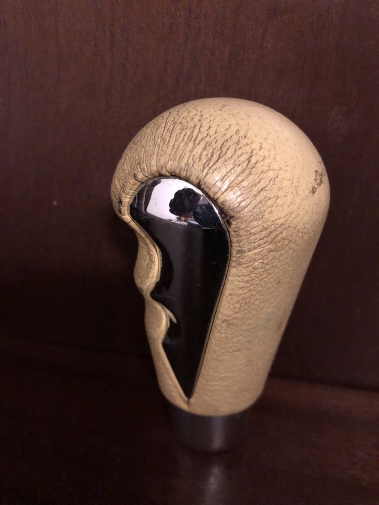 Manete moca mudanças amarela