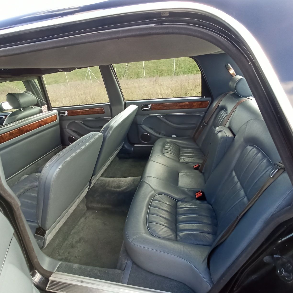 Daimler Jaguar 4.0 limuzyna