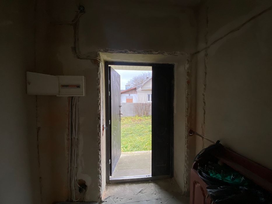 Продаж 2 поверхового будинку, Почаїв