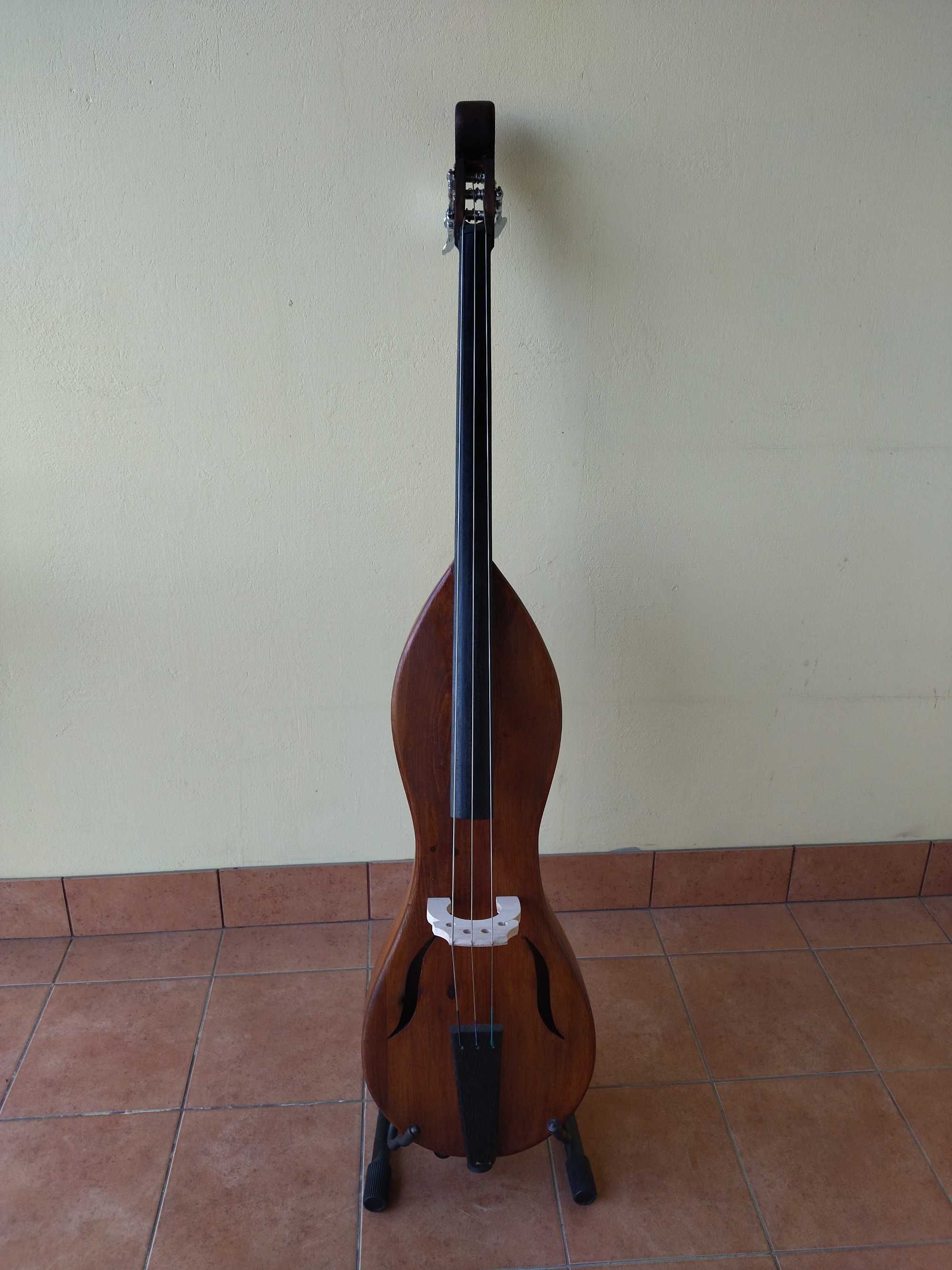 Kontrabas "basy"