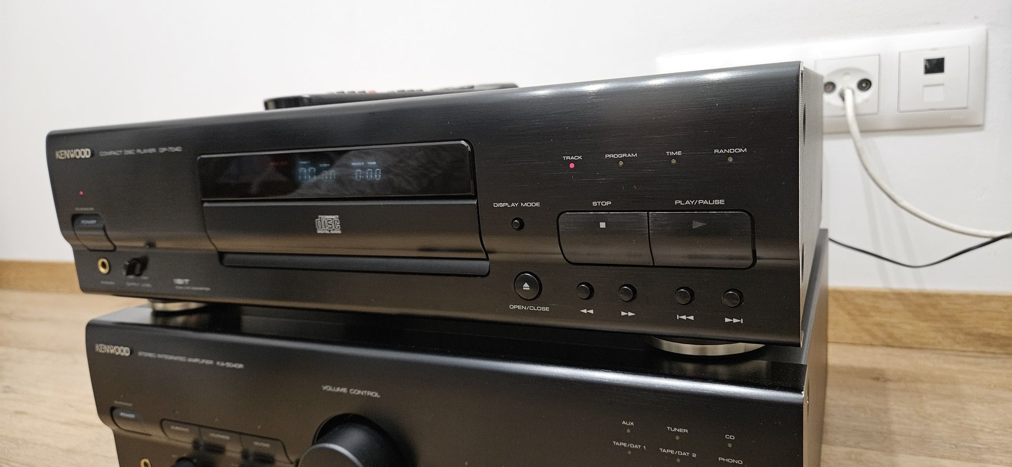 Kenwood KA-5040R oraz Kenwood CD Player DP-7040