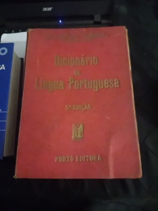 2 Dicionarios antigos em bom estado