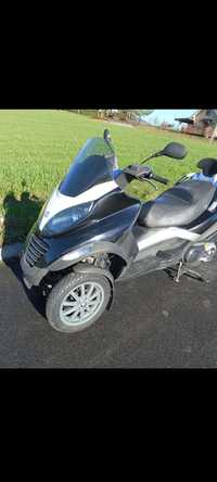 Piaggio MP-3 Piaggio MP3 400 cm3 L5e