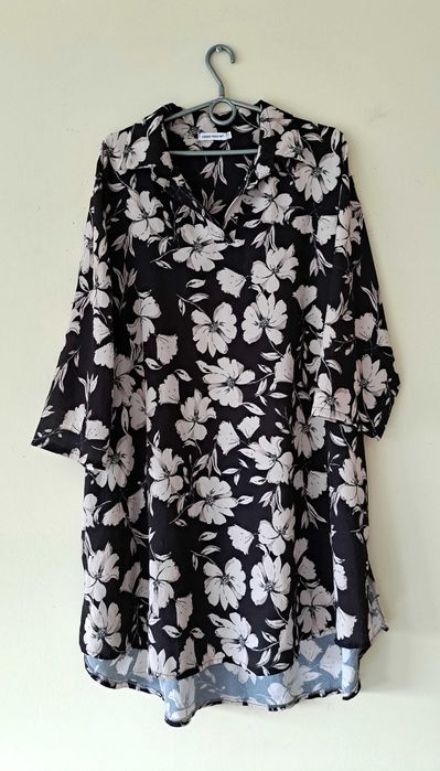 Asymetryczna sukienka w kwiaty rozm 48/50/52