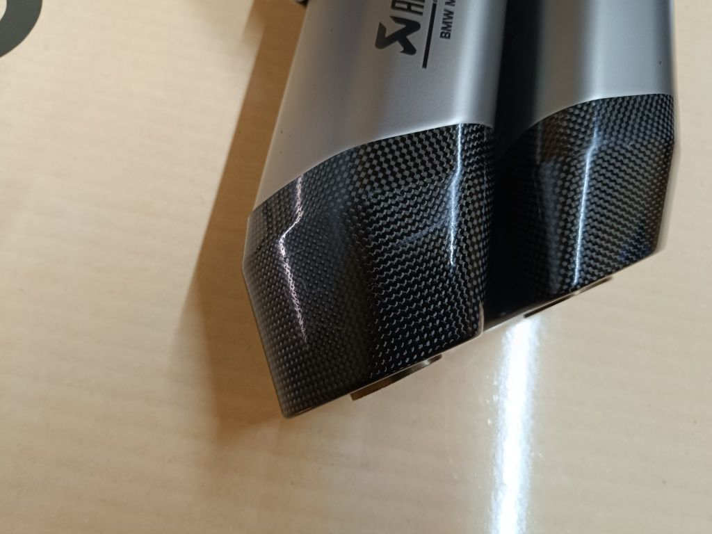 Ponteira Akrapovic BMW R1300 GS ou GSA