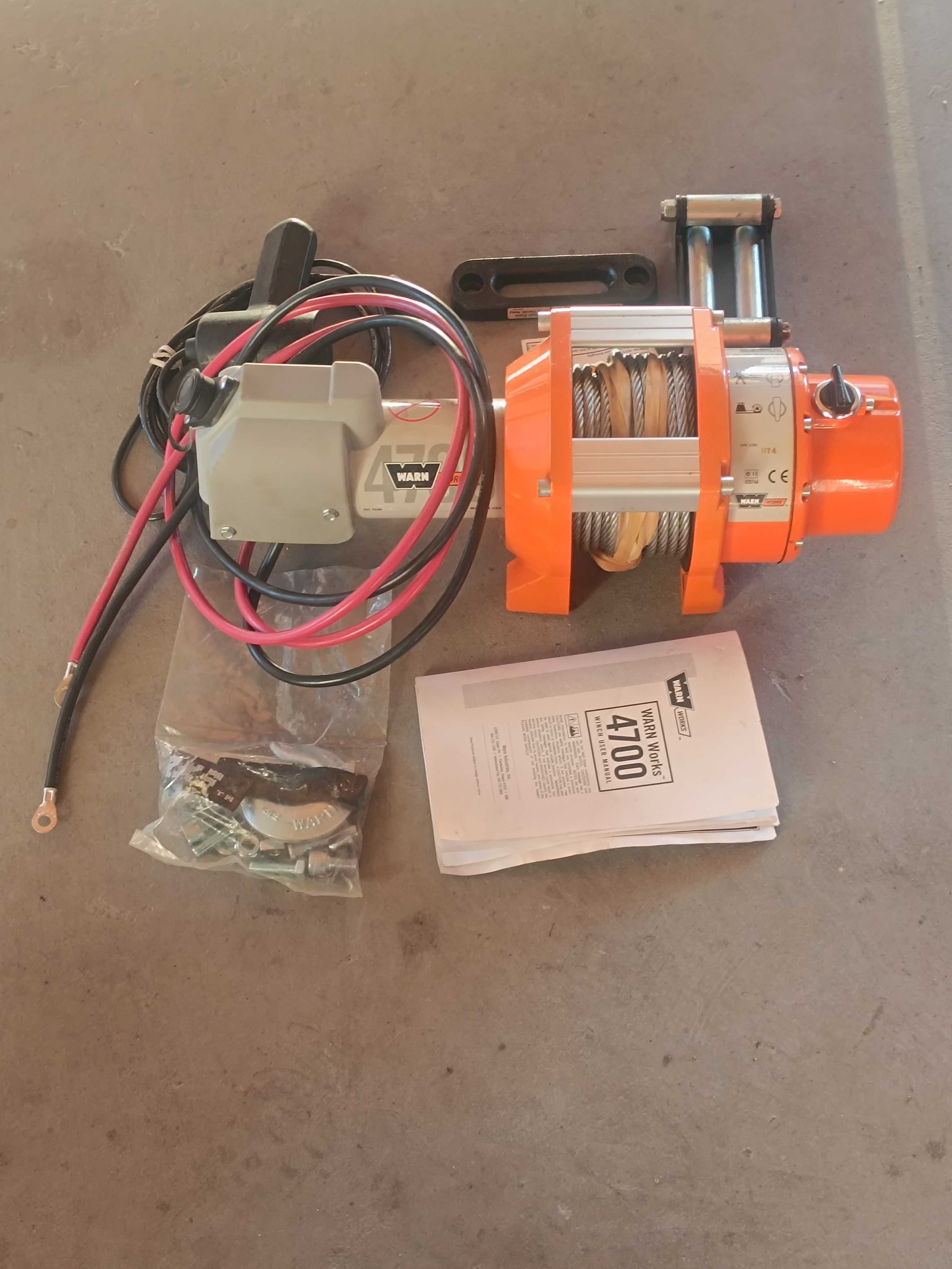 Guincho eléctrico 12 v 3.175 kg para jipe ou camião