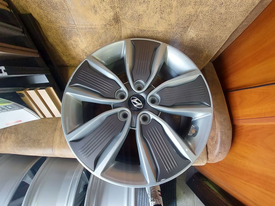 Диски hyuindai ioniq  17" 114.3х5 ет 60 оригінал