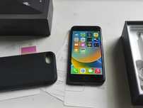 iPhone 8 64GB bez blokad, bez kont, 80% baterii, folia i etui