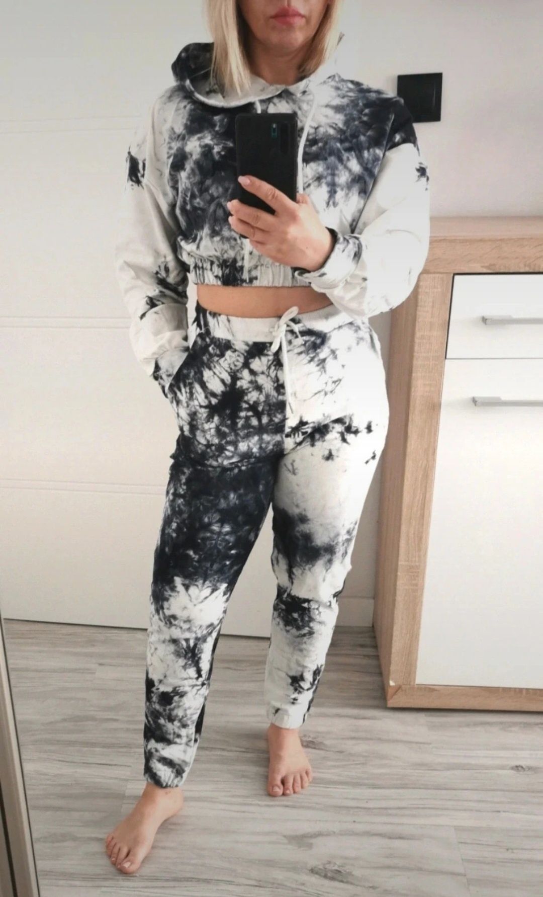 Dres By Clara M tie die nowy