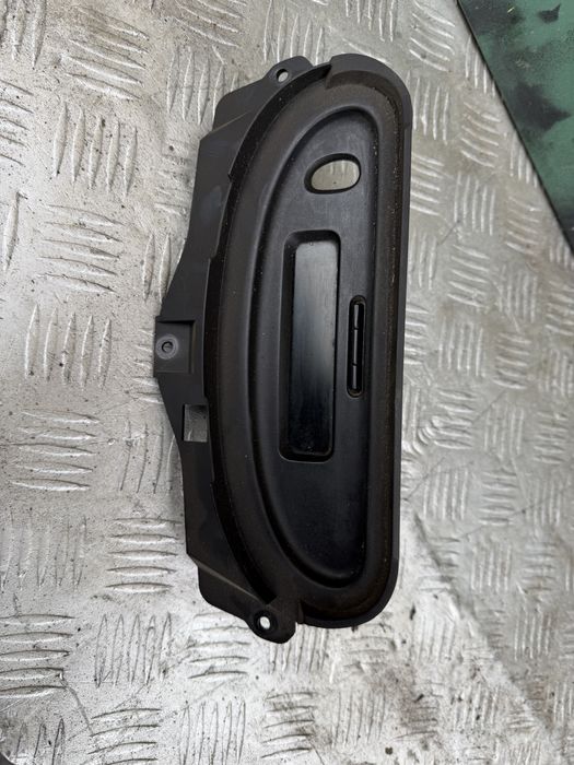 дисплей zegarek renault scenic i p8200028364a