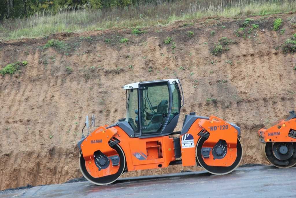 Послуги оренда екскаватора (Услуги,аренда экскаватора )jcb 3cx,jcb8030