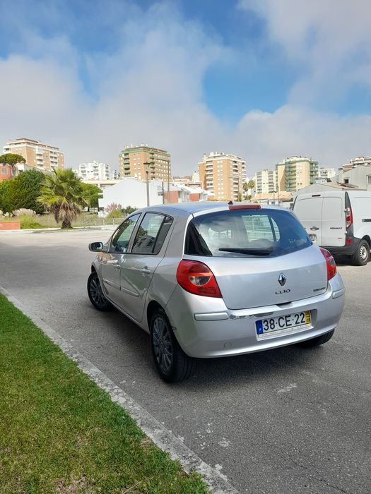 Renault Clio 1.5 DCI em muito bom estado !!!