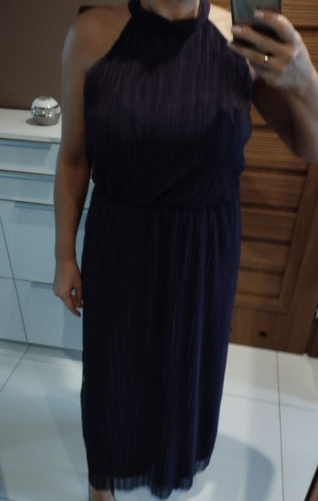 Długa fioletowa sukienka rozmiar L/XL