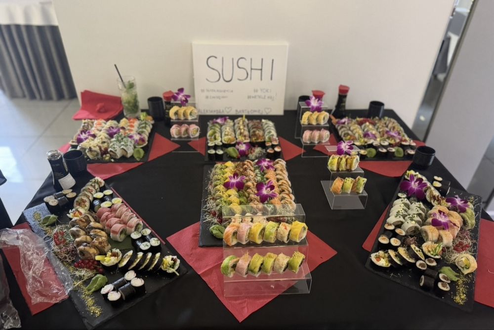 Catering sushi na imprezę, wesele - stół sushi - YOKI sushi