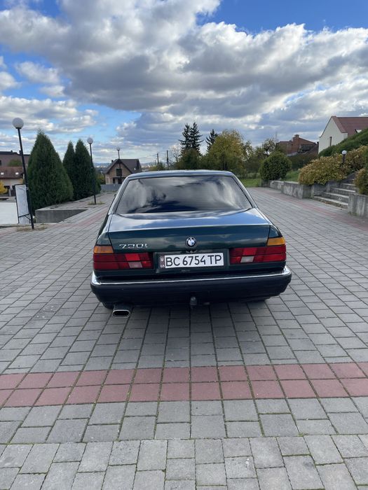 Продам BMW 730 e32