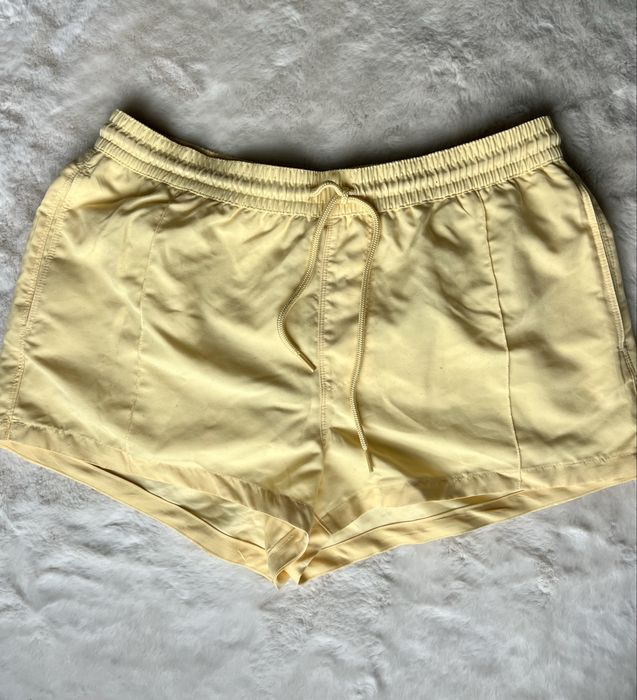 Żółte spodenki kąpielówki ASOS