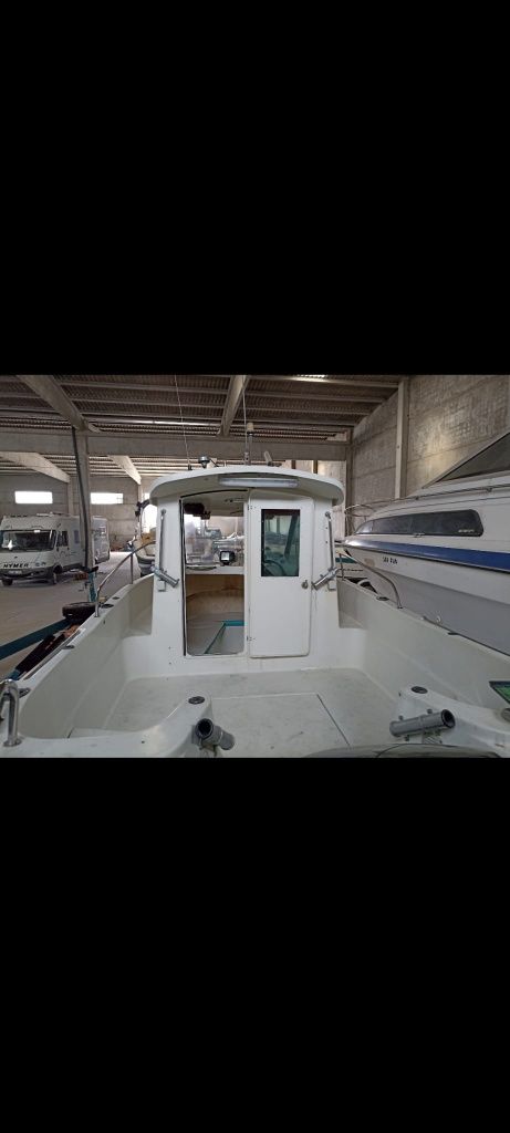 Barco dell quay 560
