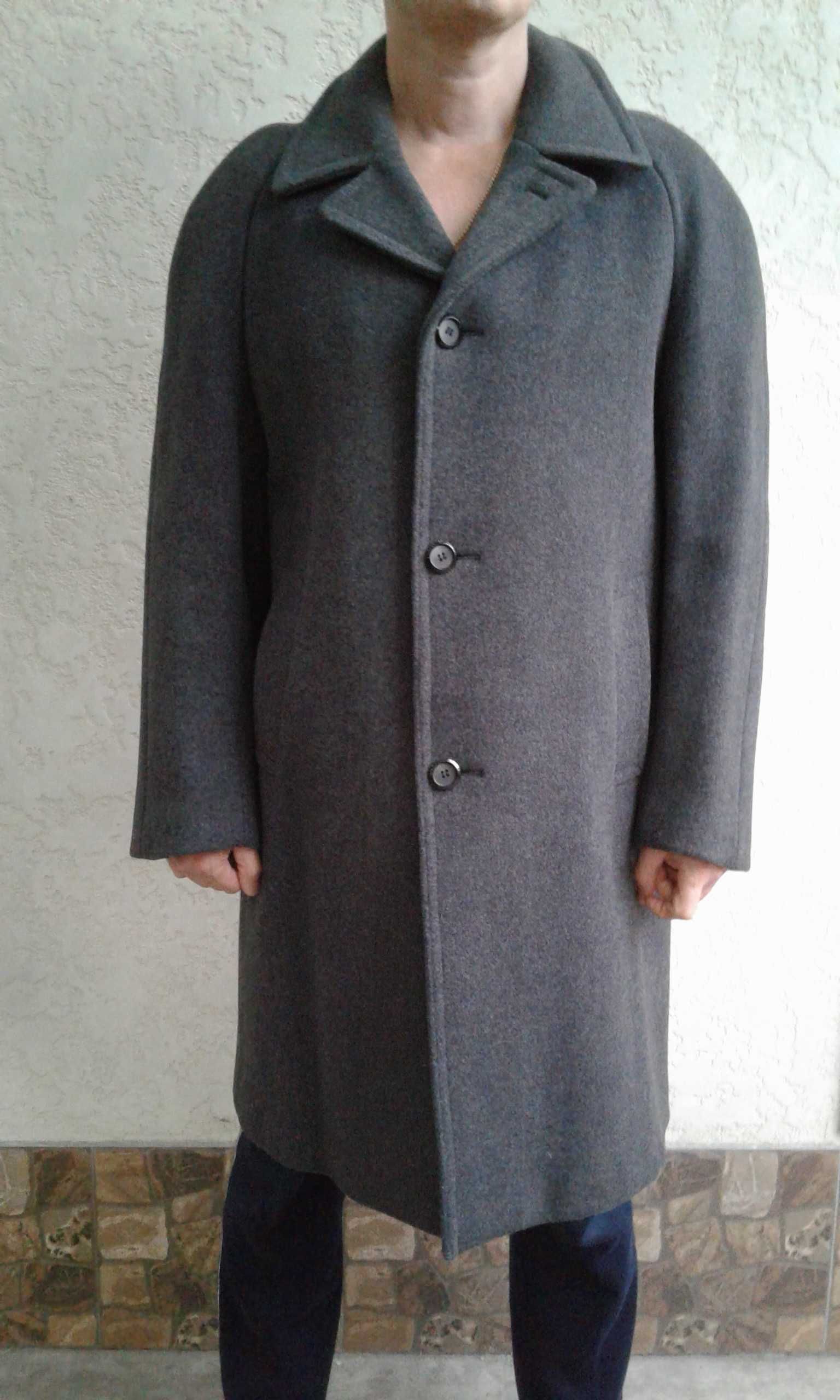 Мужское шерстеное пальто