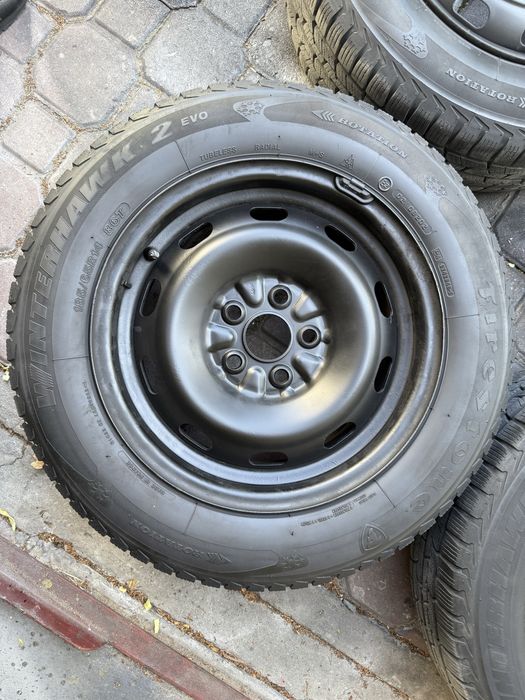 4 Kola 14 cali Toyota 5x100x54,1, Et 39 z  oponami Zima 185/65/14