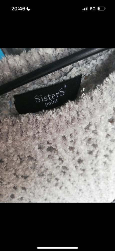 Nowy sweterek SistersPoint
