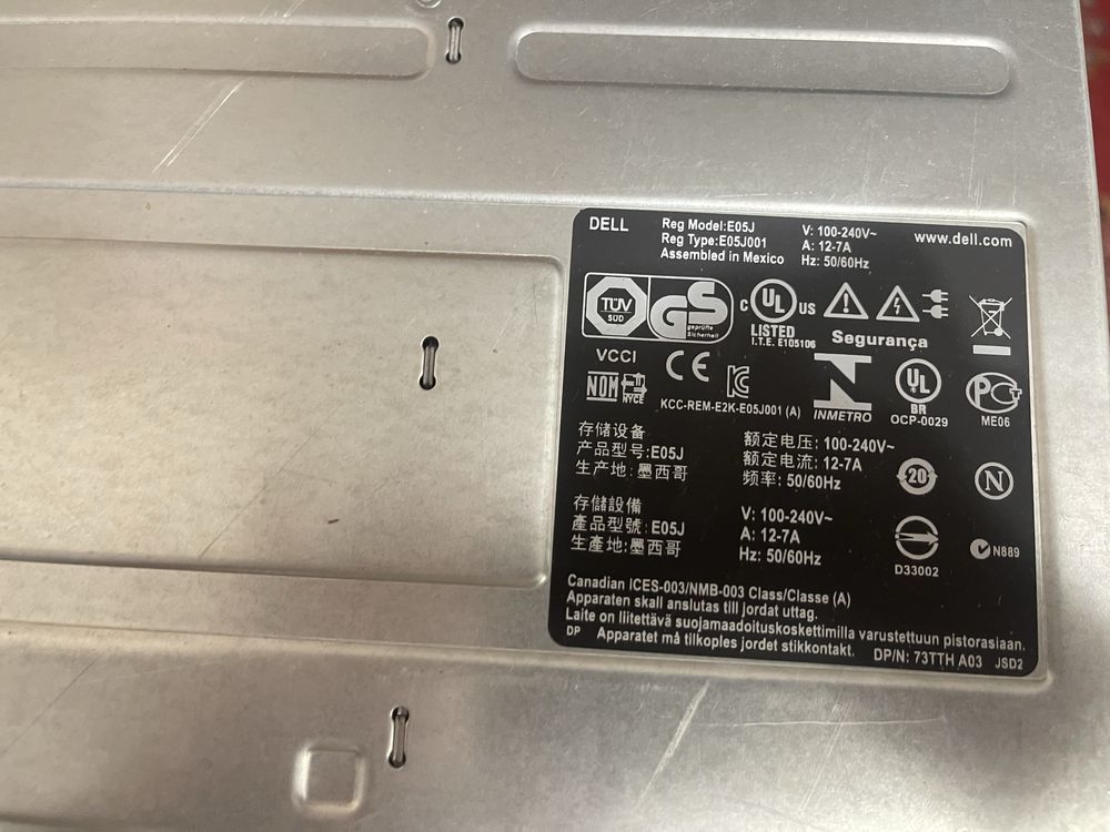 Диcкoвий мacив DELL E05J EQUILOGIC PS6100 24-SLOT LFF (24x600GB) SAS