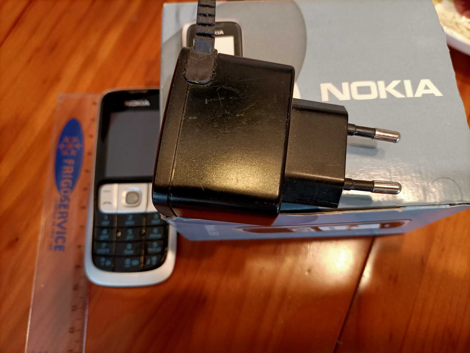 2 Nokia 2630 Com carregador original Nokia