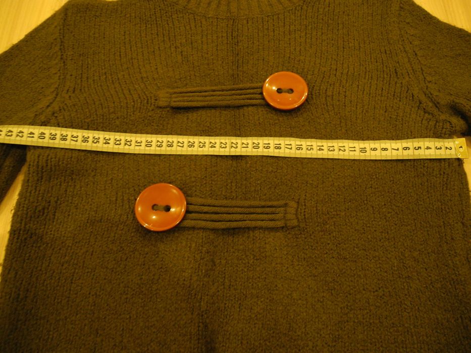 Свитер женский зеленый