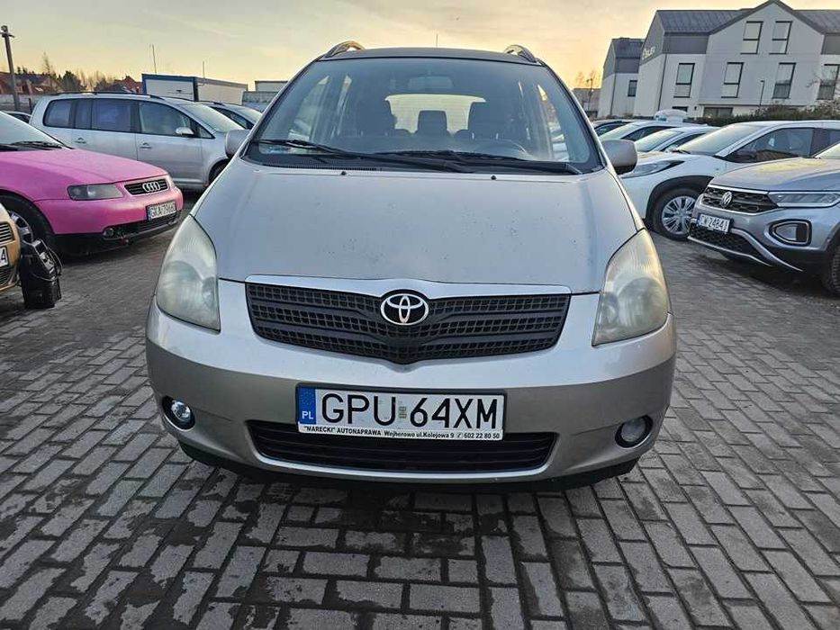 Toyota Corolla Verso 2003rok/2.0 diesel/116KM/opłaty aktualne