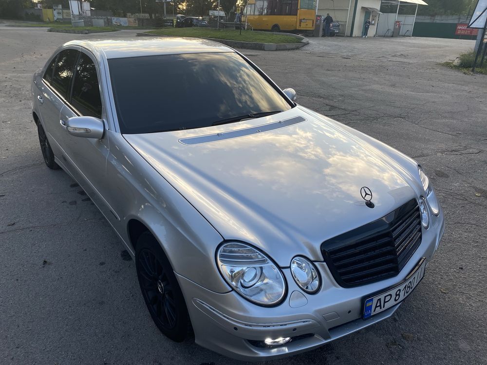 Продам Мерседес w211