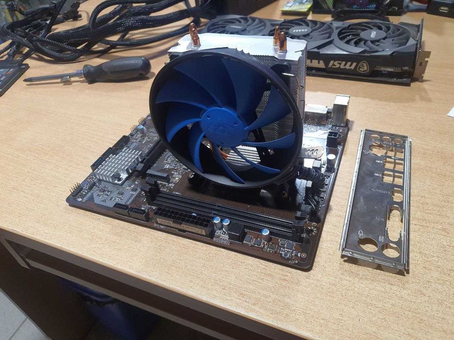 Материнская плата sAM4 MSI B450M-A Pro с Ryzen 5 2600 отл. сост.