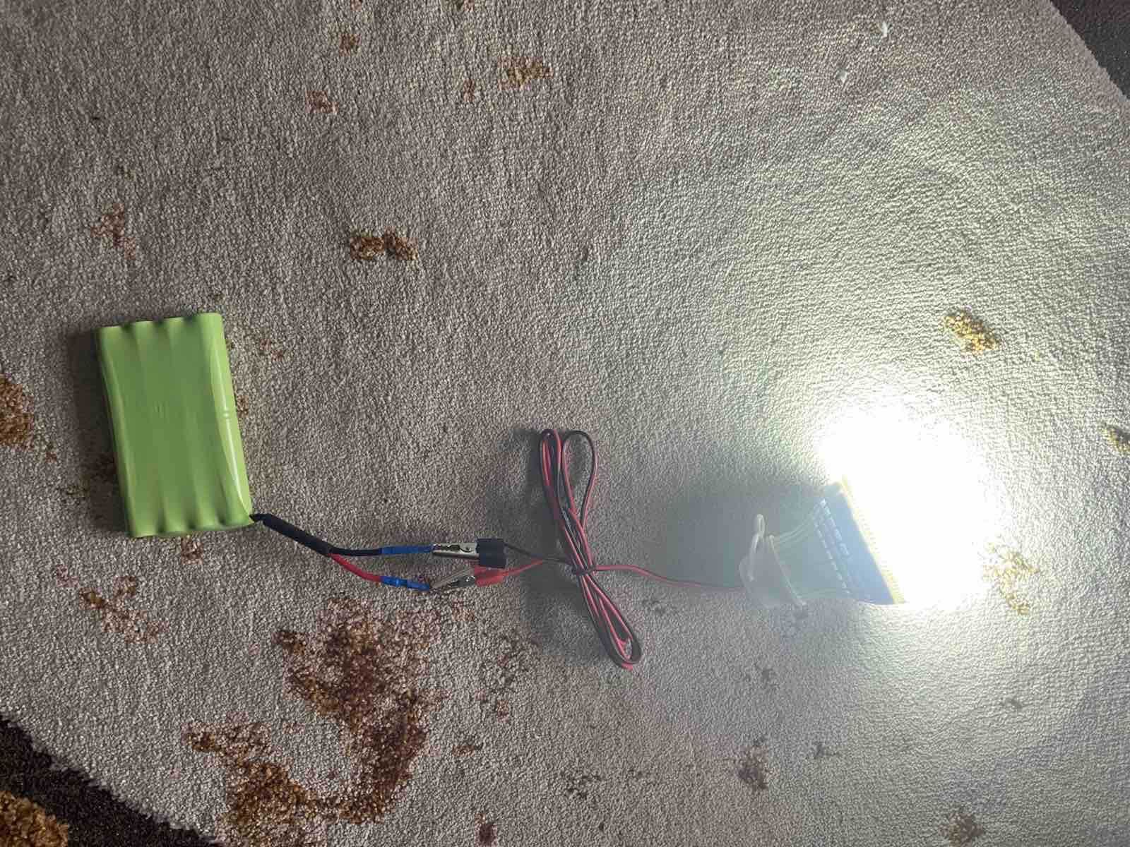 Led лампа 12v 9w с проводом 2м и крокодилами. Переноска 12 вольт