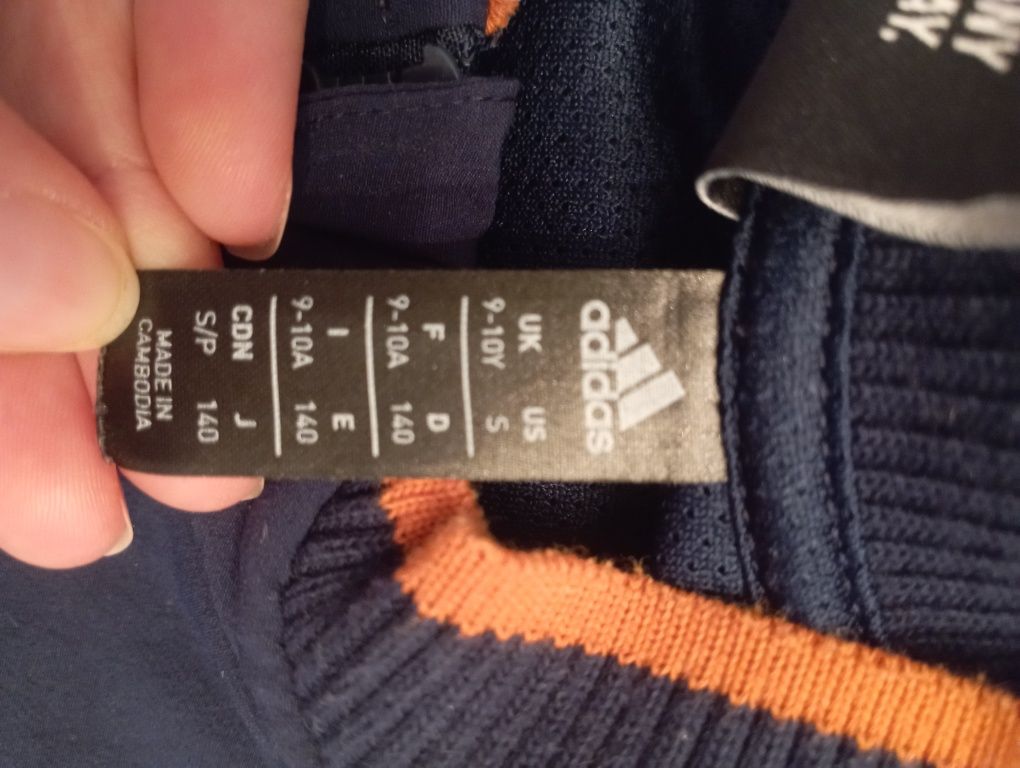 Куртка -бомбер (вітровка) Adidas 9-10 років 140 см