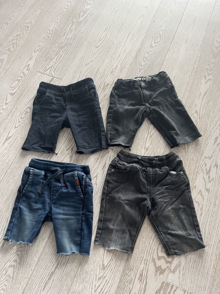 Zestaw krótkich spodenek jeansowych 110-116