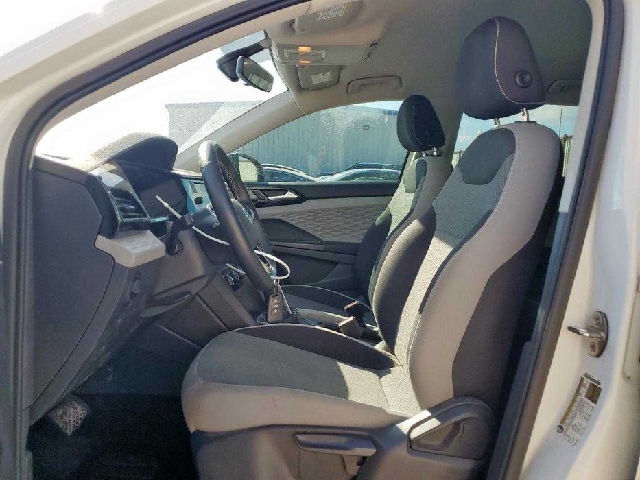 Volkswagen Taos S 2023