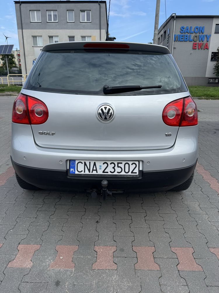 VW Golf V 1.6 MPI