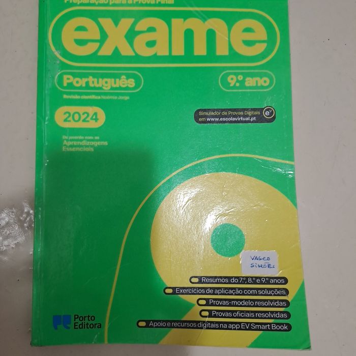 Livro de exmes de português 2024