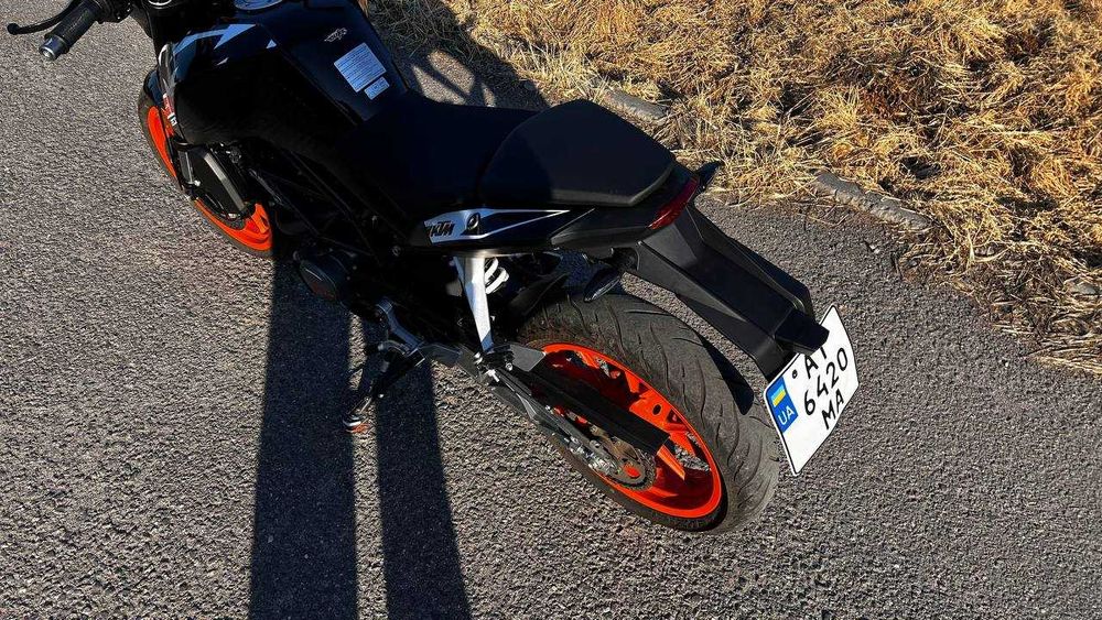 KTM DUKE 200 2021
