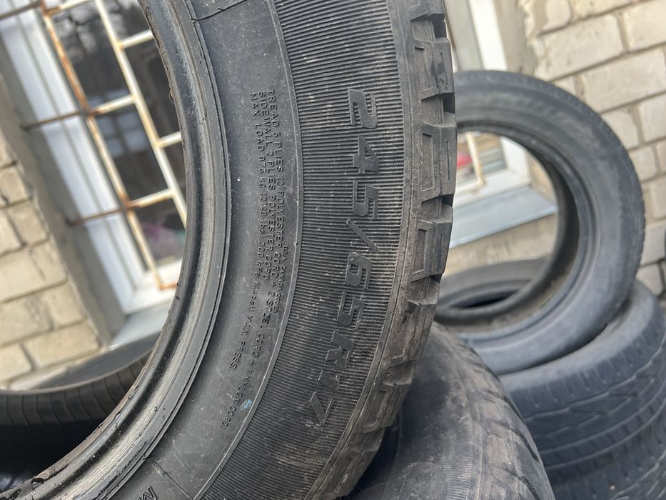 Продам резину все сезонная