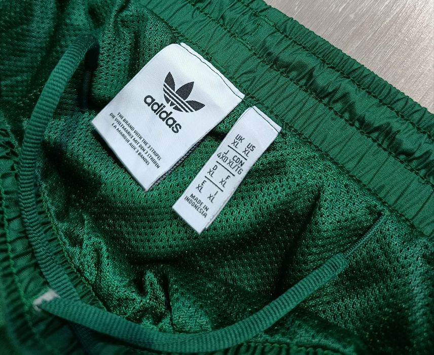 Nowe męskie spodnie sportowe Adidas 3D Trefoil 3 Stripes Track roz.XL