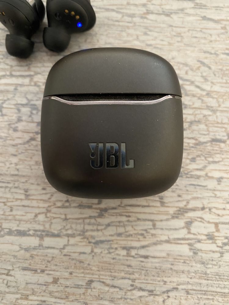 Навушники JBL Tour Pro TWS Black