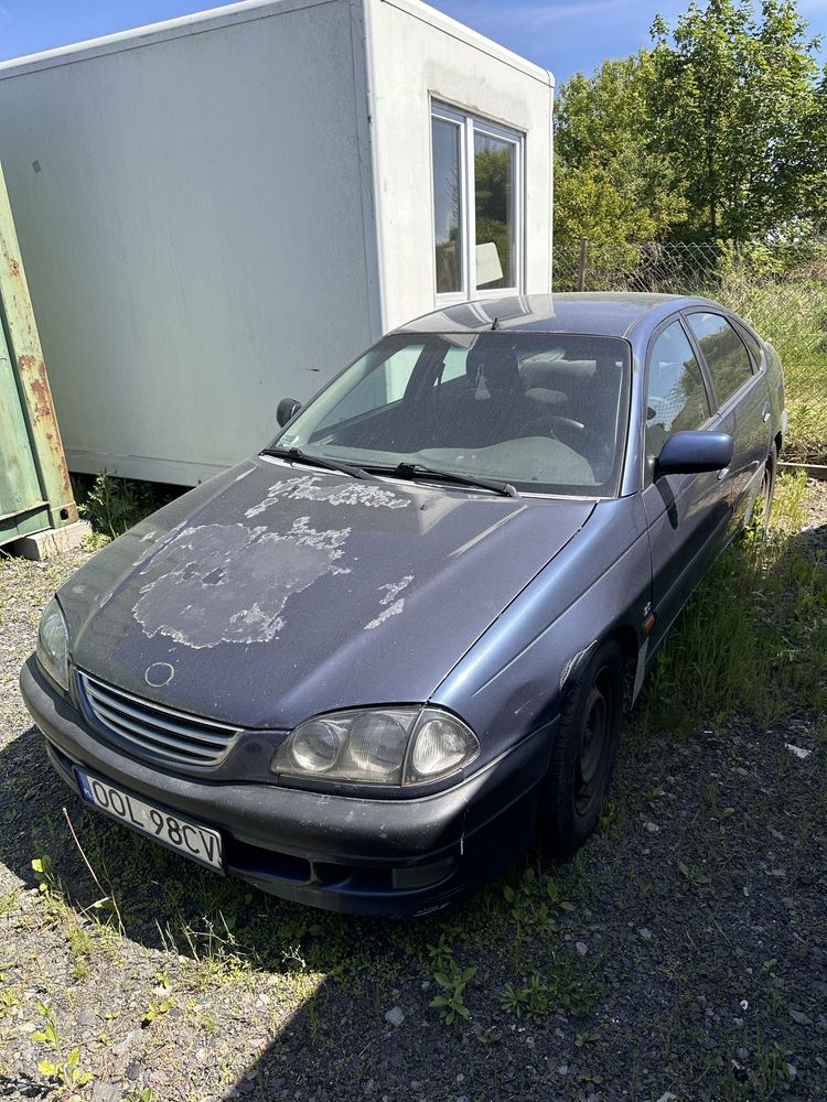 Toyota Avensis 2.0 LPG uszkodzony silnik