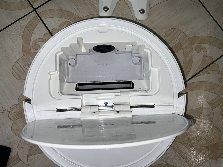 Миючий робот-пилосос Rowenta Explorer Serie 80