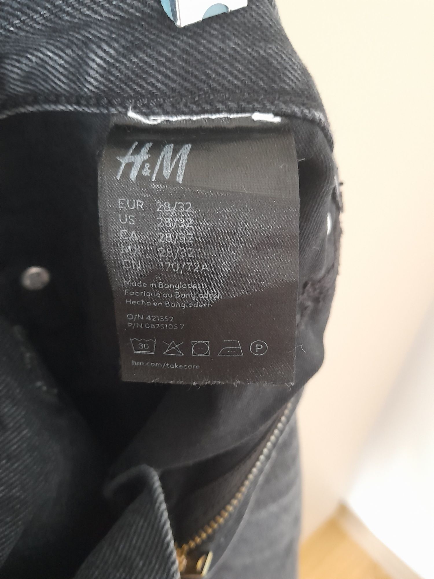 Jeansy męskie relaxed fit H&M rozmiar 28/32, CN170/72A czarne/szare