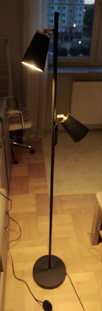 Lampa podlogowa Oriva ab CONE 2xE14