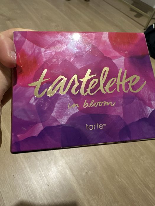 Paletka do makijażu tartelette