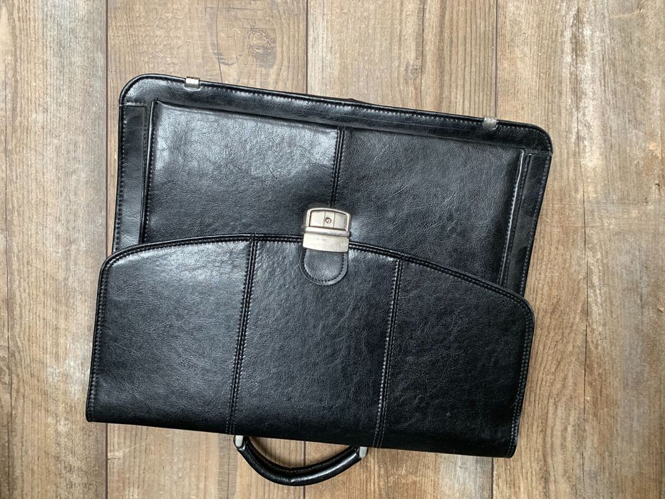 Czarna torba męska neseser