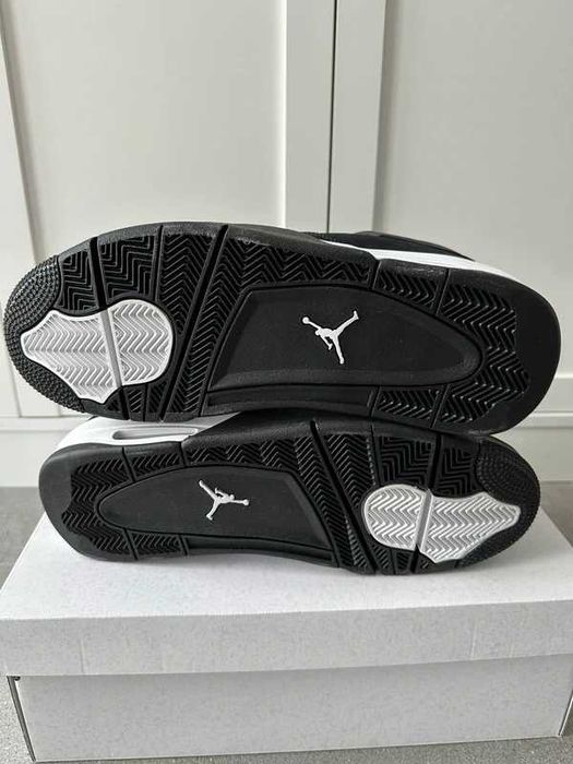 Buty damskie Trampk Jordan_Air_Jordan_4_ Retro_White_ Thunder_ R.45