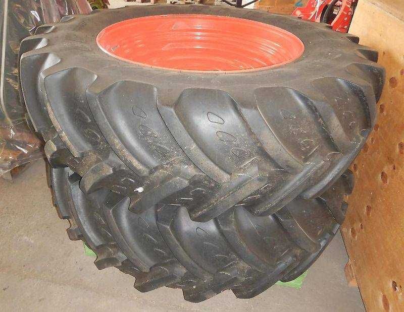 Шини б/у з дисками Kleber Traker 460/85 R38(18.4r38) 149A8 TL 2016р